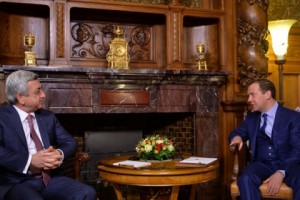 Президент Серж Саргсян встретился с Председателем Правительства РФ Дмитрием 
Медведевым
