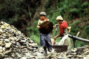 U.S: Manager Suspected of Laundering Money for Illegal Peruvian Gold Mines