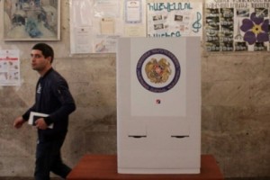 «Քաղաքացի դիտորդ»-ը քվեարկության առաջին 4 ժամում արձանագրել է ընտրողների գրանցող սարքավորումների խափանման 98 դեպք