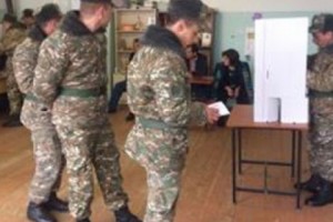 Ճամբարակում քվեարկեցին զորամասի զինծառայողները