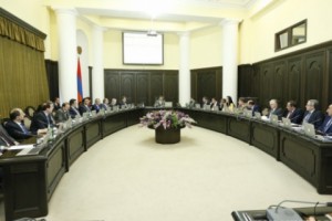 Armenian Prime Minister Focuses on Country's Inadequate Transportation