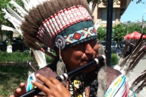 Ecuadorian Street Musician in Yerevan: Loves the People; Could Do Without Police Pestering 
