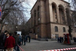 84 сигнала о терактах: реальный – один