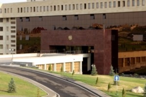 ՊՆ-ն բուհերի ուսանողներին առաջարկում է սպայական ծառայություն՝ 3 տարի ժամկետով