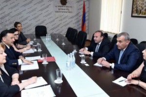 Նախարարն ընդունել է Համաշխարհային բանկի կրթական ծրագրերի թիմի ղեկավարին