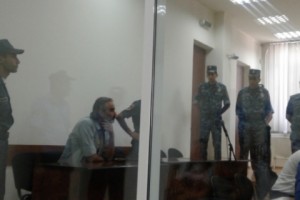 Փաստաբանը՝ դատավորին. «Մեզ զրկում եք խոսելու իրավունքից և հարգանք եք խնդրում»
