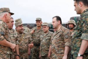 Պաշտպանության նախարար Վիգեն Սարգսյանն Արցախում  է