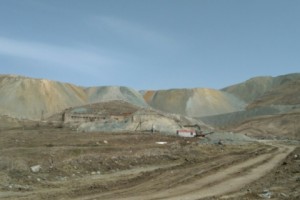 Ի՞նչ կանխարգելիչ միջոցառումներ են նախատեսված հանքավայրերին և մետաղամշակման 
կոմբինատներին մոտ գտնվող բնակավայրերում. պատասխանում է ԱԻՆ-ը