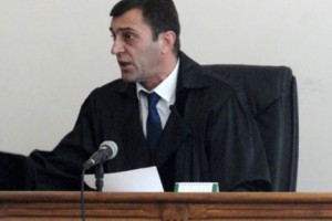 Սահմանն ապօրինի հատելու մեղադրանքով քրեական հեղինակությունը դատապարտվեց 2 
տարի  
ազատազրկման