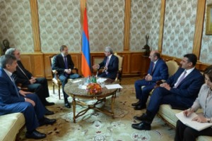 Սերժ Սարգսյանն ընդունել է ՌԴ արդյունաբերության և առևտրի նախարարին