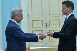 Նախագահին հավատարմագրերն է հանձնել Ֆրանսիայի նորանշանակ դեսպանը
