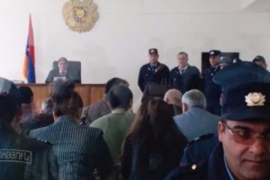 Sasna Dzrer Defendant Faints in Court
