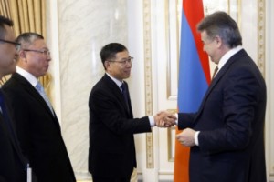 Կարեն Կարապետյանն ընդունել է Չինաստանի դեսպանին և «Սինոհիդրո» ընկերության փոխնախագահին