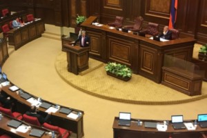 Арам Саркисян: “Представленный проект бюджета напоминает бухгалтерский документ”