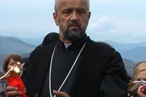 От педофилии до подделки иконы: армянское село в Самцхе-Джавахке против католического 
священника  
