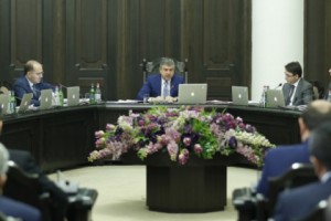 Премьер-министр поручил в преддверии Нового года ужесточить контроль за монопольными
рынками