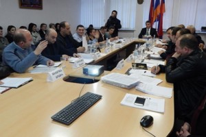 Ալավերդու ավագանու անդամ. «Ալավերդին ոնց որ քաղաք չլինի, լատկի մեջին լատկա է ճամփեքին»
