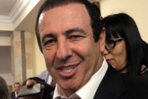 Gagik Tsarukyan - Charges Reporters with Spreading Lies; Claims to be Hardest Working MP