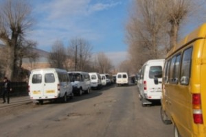 Лига защиты автоводителей призвала таксистов и пассажироперевозчиков начать борьбу