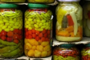 Շուշանի թթու, կեռասի մուրաբա, սպորտային կոշիկ. քաղաքացին 6900 դրամի 
գողության գործով կալանավորվել է