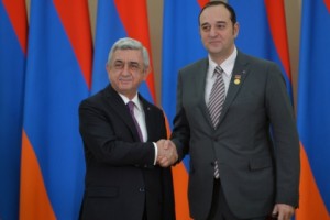 Սերժ Սարգսյանը պետական մրցանակներ է հանձնել
