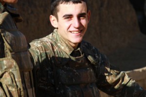 Армянской армии - 26 лет (фото)