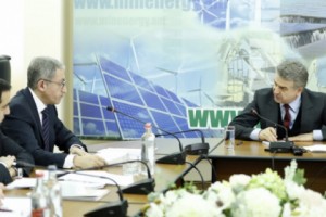 Վարչապետն այցելել է էներգետիկ ենթակառուցվածքների և բնական պաշարների 
նախարարություն
