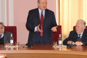 Արմեն Սարգսյանը հանդիպել է գիտնականներին