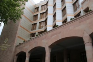 Մեղադրանք է առաջադրվել գիշերային ակումբի սեփականատիրոջը՝ պարուհիների կողմից պոռնկությամբ զբաղվելուն նպաստելու համար