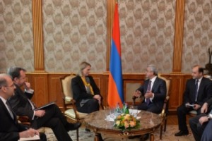 Սերժ Սարգսյանն ընդունել է ԱՄՆ պետքարտուղարի Եվրոպայի և Եվրասիայի հարցերով փոխտեղակալ Բրիջիթ Բրինքին