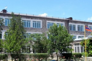 Դպրոցի տնօրենի և աշխատանքից ազատված տնտեսվարի միջև լարվածությունը 
հասել է դատարան
