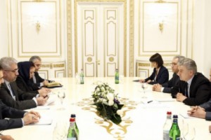 Կարեն Կարապետյանը և Իրանի էներգետիկայի նախարարը քննարկել են տնտեսական հարաբերությունների զարգացման հարցեր