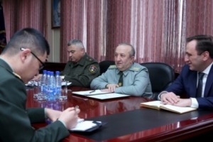 ԶՈՒ գլխավոր շտաբի պետն ընդունել է Հայաստանում Չինաստանի դեսպանին
