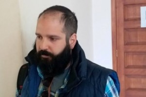 «Ճվճվ Արոյի» կրտսեր որդու գործով տուժողին հարցաքննելու համար «արտահերթ» ու «գաղտնի» նիստ  է անցկացվել