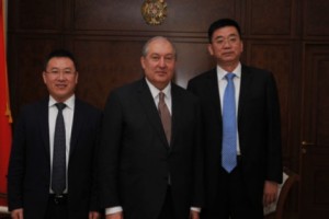 New Armenian Prez Meets with Chinese and Indian Entrepreneurs