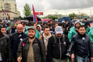 “Мой шаг” уже в Ереване: с сегодняшнего дня на площади Свободы будут проходить 
круглосуточные митинги