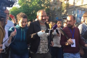 О дальнейших планах Пашинян расскажет на митинге (обновляется)