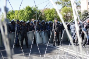 ՊՆՇ մեքենաները Արշակունյաց պողոտայում