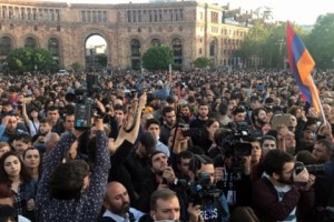 Yerevan: Mass Rally in Republic Square