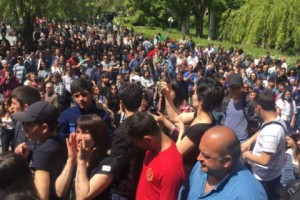 ԵՊՀ ռեկտորատը ուսանողներին տեղեկացրել է, որ ուսումնական 
գործընթացն 
ընթանալու է ըստ սահմանված ժամանակացույցի