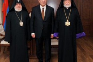 Արմեն Սարգսյանը, Գարեգին Բ-ն և Մեծի Տանն Կիլիկիո Հայրապետն անդրադարձել են վերջին օրերին հանրապետությունում ստեղծված իրավիճակին