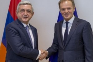 Совместное поздравительное послание премьер-министру Сержу Саргсяну от председателя 
Европейского Совета Дональда Туска и председателя Европейской Комиссии Жан-Клода Юнкера