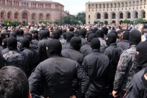 Площадь Республики 22 апреля