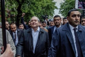 Armenian President Accepts Government's Resignation