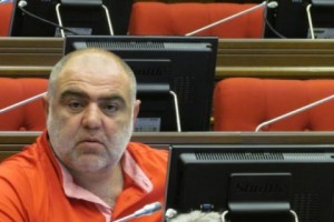 Депутат НС Седрак Сароян 5 дней назад вылетел в США