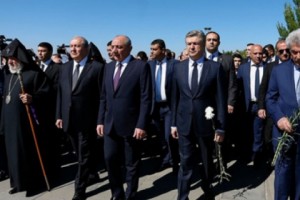 Քաղաքական եւ պետական գործիչները մեկնաբանում են Սերժ Սարգսյանի հրաժարականը

