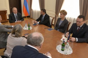 Արմեն Սարգսյանը հանդիպել է եվրոպական երկրների դեսպաններին
