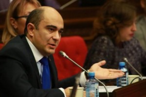 Эдмон Марукян: “Хотите, чтобы Арцах был более защищенным? Тогда прямо сейчас голосуйте за Никола Пашиняна”