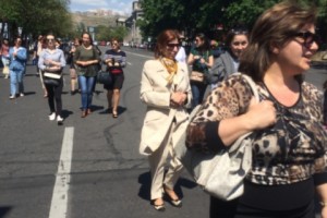 Yerevan: National Library of Armenia Staffers on Strike
