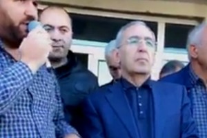 Депутат Акоп Акопян пообещал варденикцам проголосовать за Никола Пашиняна. Сельчане 
временно возобновили водоснабжение его ГЭС